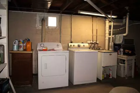 808 Virginia, Jackson, MI 49202 photo 9