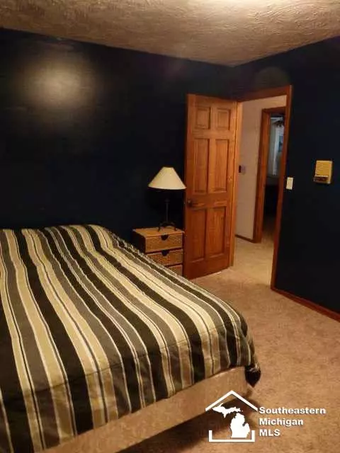 11233 N Custer, Monroe, MI 48162 photo 11