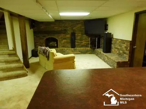 11233 N Custer, Monroe, MI 48162 photo 14