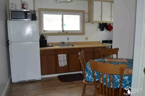 426 Lavender, Monroe, MI 48162 photo 7