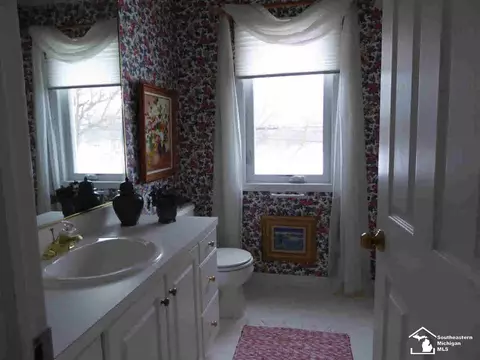 2210 N Custer, Monroe, MI 48162 photo 22