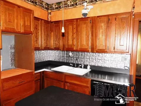 461 N Monroe, Monroe, MI 48162 photo 10