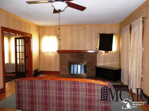 461 N Monroe, Monroe, MI 48162 photo 2