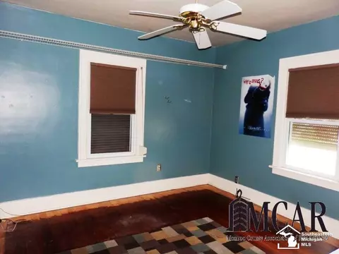 461 N Monroe, Monroe, MI 48162 photo 18