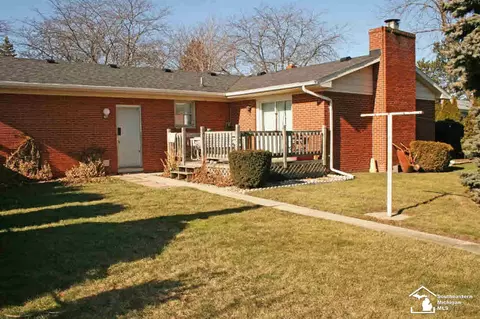 1363 Calgary, Monroe, MI 48162 photo 15