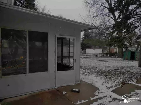 326 Richards, Monroe, MI 48162 photo 18