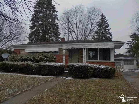 326 Richards, Monroe, MI 48162 photo 1