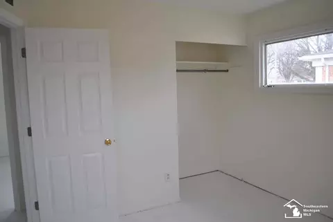 233 Theodore, Monroe, MI 48162 photo 11