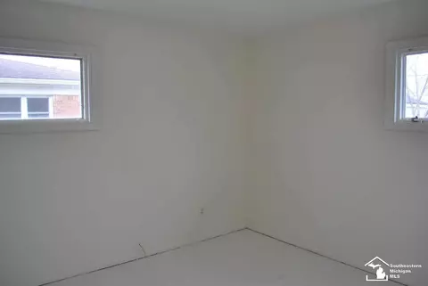 233 Theodore, Monroe, MI 48162 photo 10