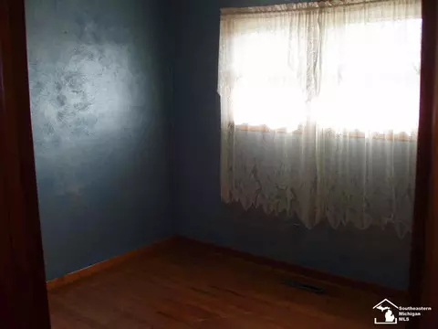 655 Lavender, Monroe, MI 48162 photo 9