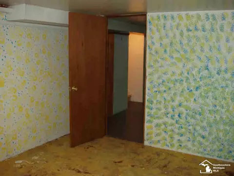 655 Lavender, Monroe, MI 48162 photo 13