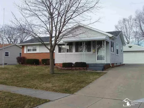 655 Lavender, Monroe, MI 48162 photo 17