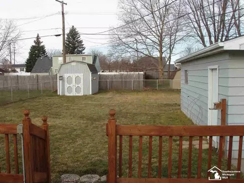 655 Lavender, Monroe, MI 48162 photo 18