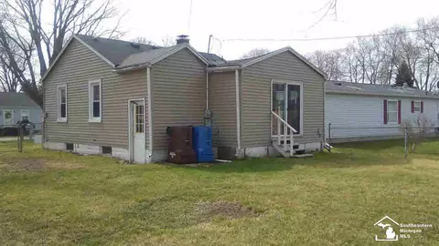 2855 6th, Monroe, MI 48162 photo 3