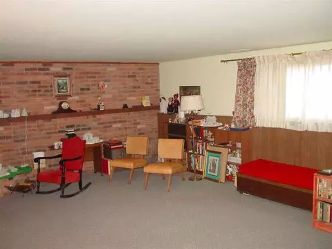 595 Christopher, Jackson, MI 49203 photo 6