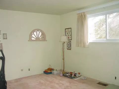 595 Christopher, Jackson, MI 49203 photo 8