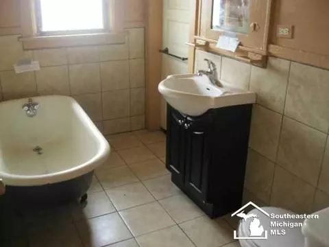 1116 E Fourth, Monroe, MI 48161 photo 11