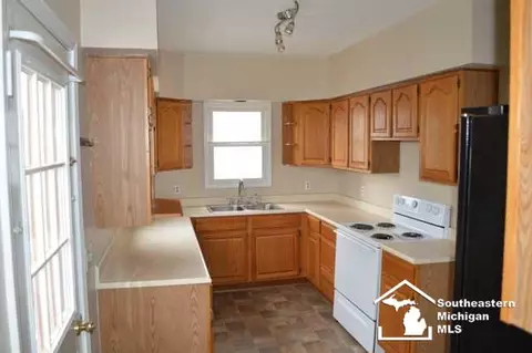 716 Monroe, Monroe, MI 48162 photo 7
