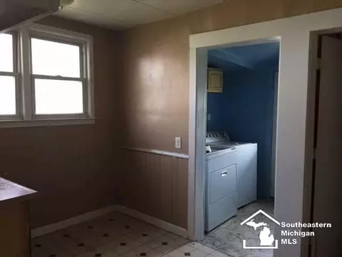 411 E Second, Monroe, MI 48161 photo 6