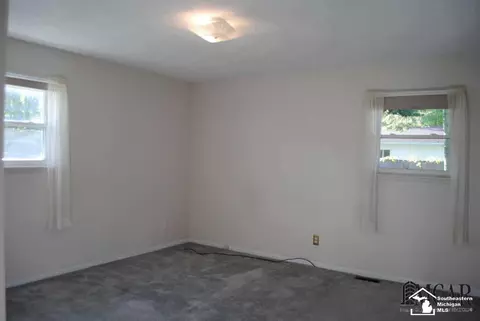 376 Crampton, Monroe, MI 48162 photo 15