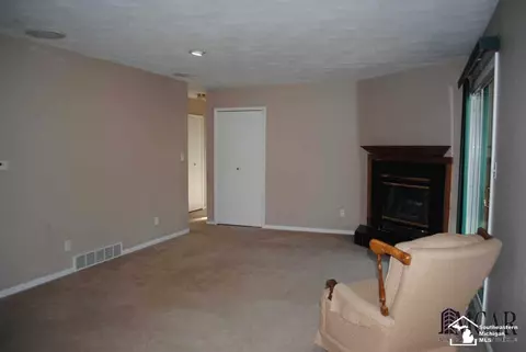 376 Crampton, Monroe, MI 48162 photo 13