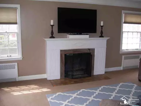 459 Hollywood, Monroe, MI 48162 photo 6