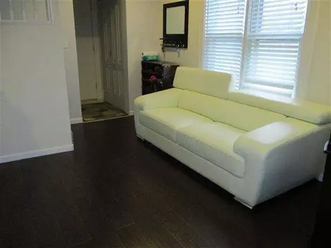 1024 Lansing, Jackson, MI 49202 photo 5