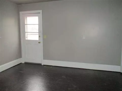 1024 Lansing, Jackson, MI 49202 photo 17