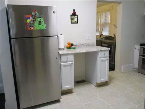 1024 Lansing, Jackson, MI 49202 photo 9