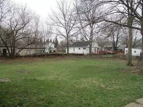 1024 Lansing, Jackson, MI 49202 photo 4