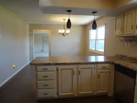 4774 Benelux, Jackson, MI 49201 photo 8