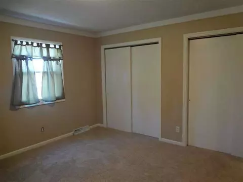 4774 Benelux, Jackson, MI 49201 photo 18