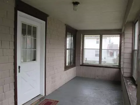 1121 S Jackson, Jackson, MI 49202 photo 5