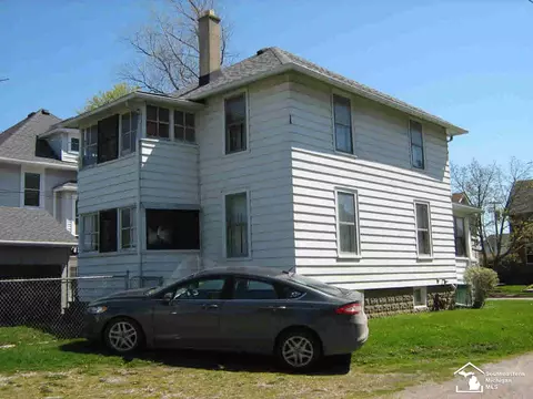 121 Arbor, Monroe, MI 48162 photo 3