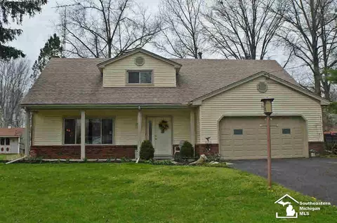 8055 Comanche, Temperance, MI 48182 photo 1