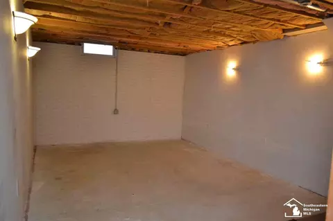 112 Maple, Monroe, MI 48162 photo 32