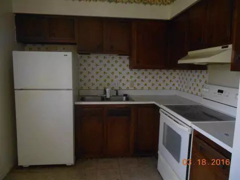 538 E Grv, Parma, MI 49269 photo 4