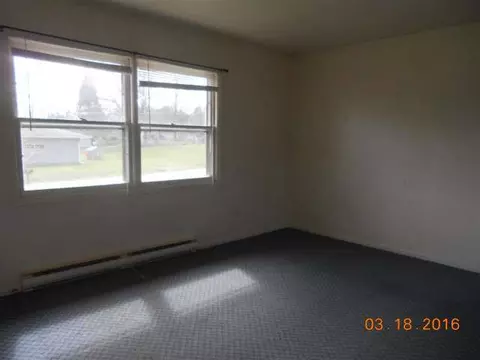 538 E Grv, Parma, MI 49269 photo 3