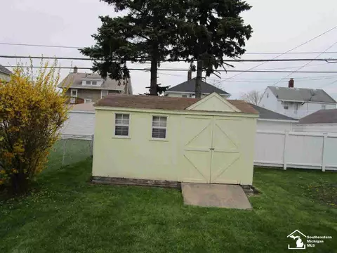 525 Stone, Monroe, MI 48161 photo 4