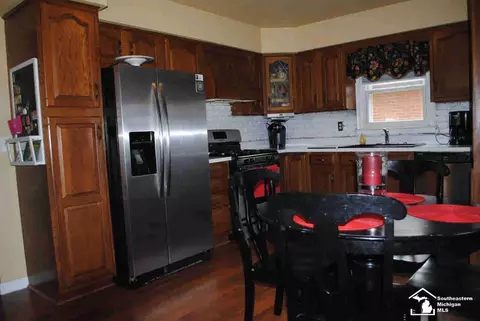 1131 Mccormick, Monroe, MI 48162 photo 6