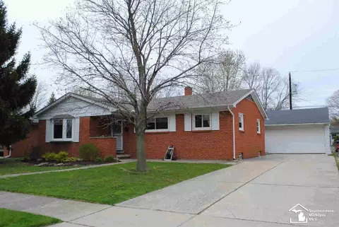 1131 Mccormick, Monroe, MI 48162 photo 1