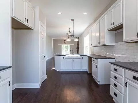 809 Chelsea, Jackson, MI 49203 photo 7