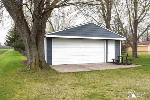 2348 Sheick, Monroe, MI 48162 photo 23