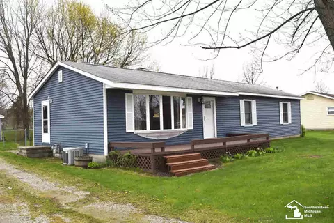 2348 Sheick, Monroe, MI 48162 photo 1