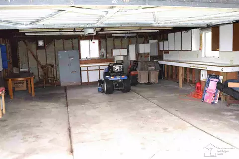 2348 Sheick, Monroe, MI 48162 photo 22