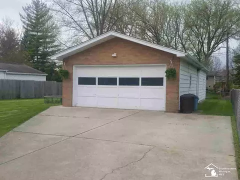 735 Lavender, Monroe, MI 48162 photo 17