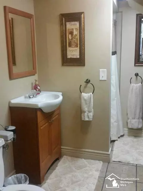 735 Lavender, Monroe, MI 48162 photo 13