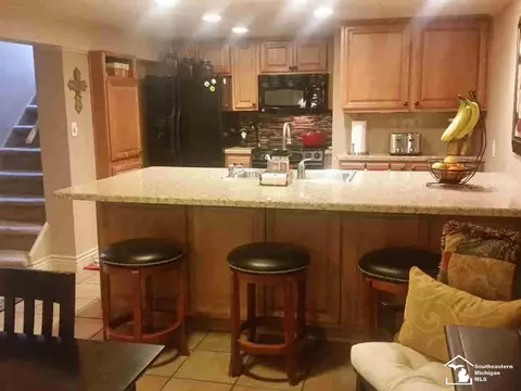 735 Lavender, Monroe, MI 48162 photo 6