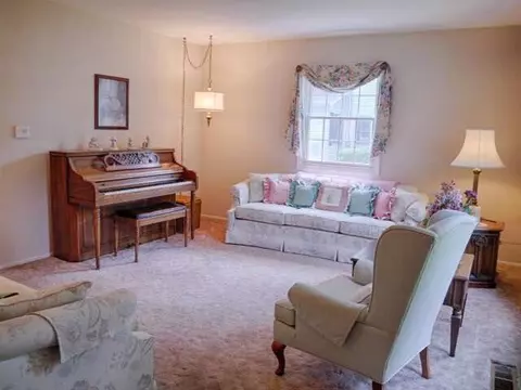6755 Coachman, Jackson, MI 49201 photo 13