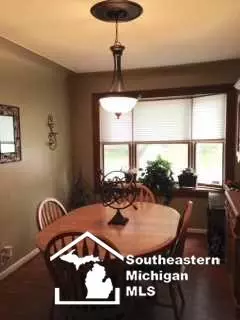 217 Bentley, Monroe, MI 48162 photo 5